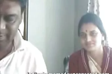 Con trai phim sexx khong che Nga địt mẹ giả vờ ốm