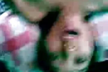 Một người ông có kinh nghiệm làm hài lòng cô sex ko che hoc sinh cháu gái nhỏ bằng kuni dịu dàng.