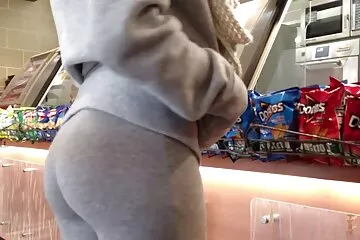 Anh trai, phim sec khong che bây giờ anh đã trưởng thành rồi, anh yên tâm địt em gái đi!.