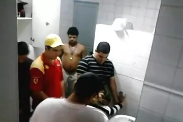 Con gái Nga hút và phim sex hay moi khong che đụ bố đã ly dị.