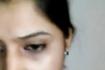 Con gái ngủ say không có cảm giác như bố sex jav hd khong che đang đụ mình, loạn luân thật sự.