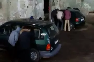 Anh trai phim zex ko che địt em gái 18 tuổi rồi đưa em lên đỉnh ngay trước webcam.