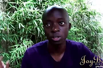 Bố già thích pim xec khong che con gái bú cu vào ngày sinh nhật.