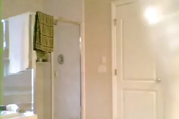 Các anh chàng không thể cưỡng lại và cho em gái của phim xet hoc sinh khong che họ một cuộc đụ nóng bỏng trên giường của bố mẹ.