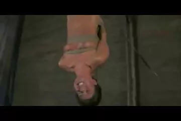 Lần lượt anh trai chị gái tóc sex gai dep khong che vàng và dì tóc đỏ.