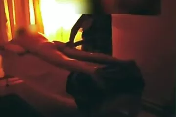 Chị gái nấu sex khong che pha trinh ăn chán chê bú cặc em trai ngay trong bếp.